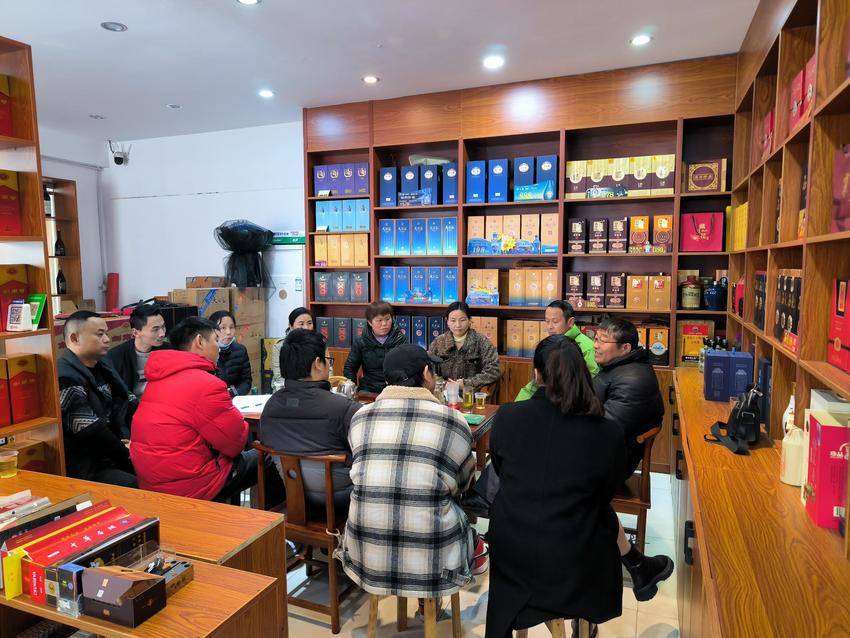 南漳 当“520”浪漫日遇上烟草专卖法与酒类经营规范